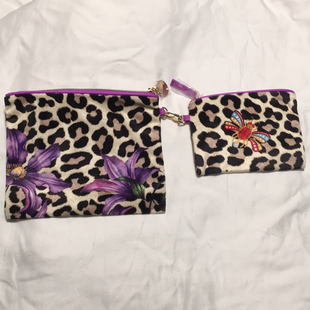 Brand New Este Lauder Set Of Cosmetic Bags